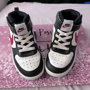 COPY - COPY - Toddler Nike dunks high top (size 10) sneakers (shoes)